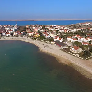 Tina P Apartman